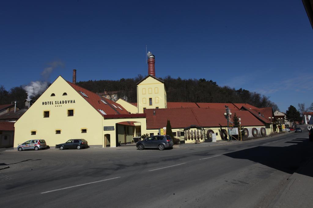 Hotel Sladovna Cerna Hora Exteriör bild